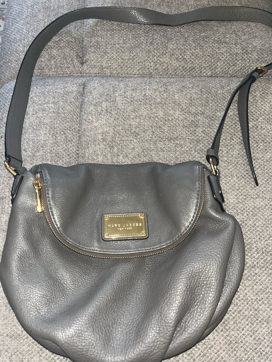 Marc Jacobs Handbags - Marc Jacobs Gray Pebbled Leather Crossbody with Gold Hardware